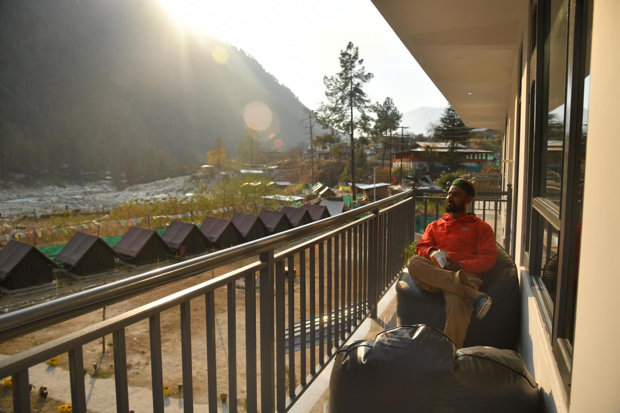 Himtrek Stays, Kasol Kültér fotó