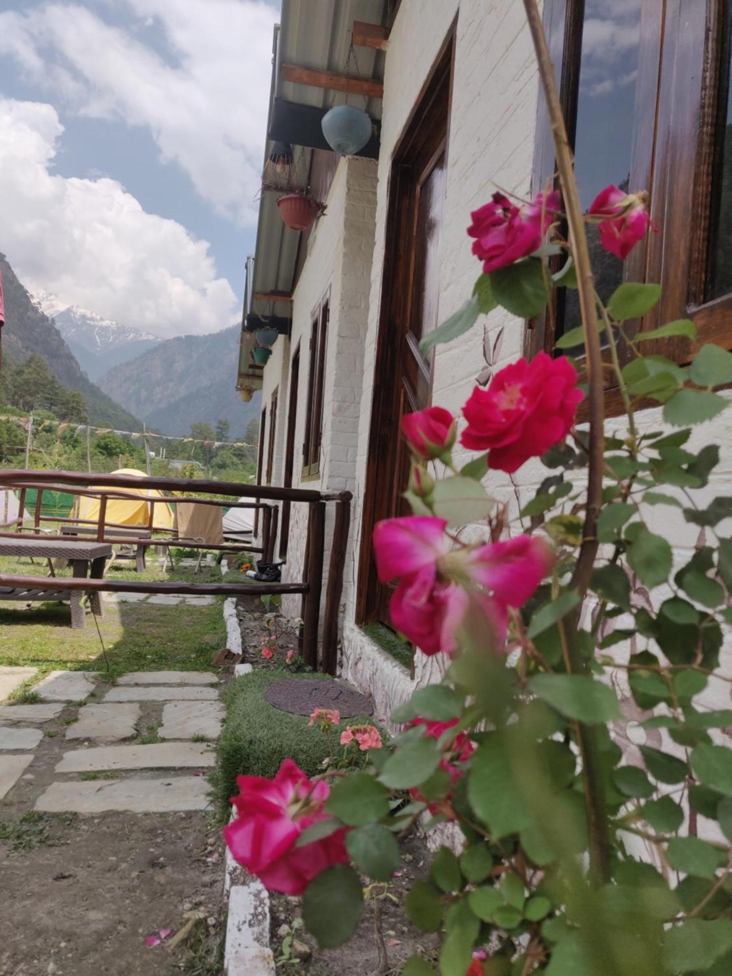 Himtrek Stays, Kasol Kültér fotó