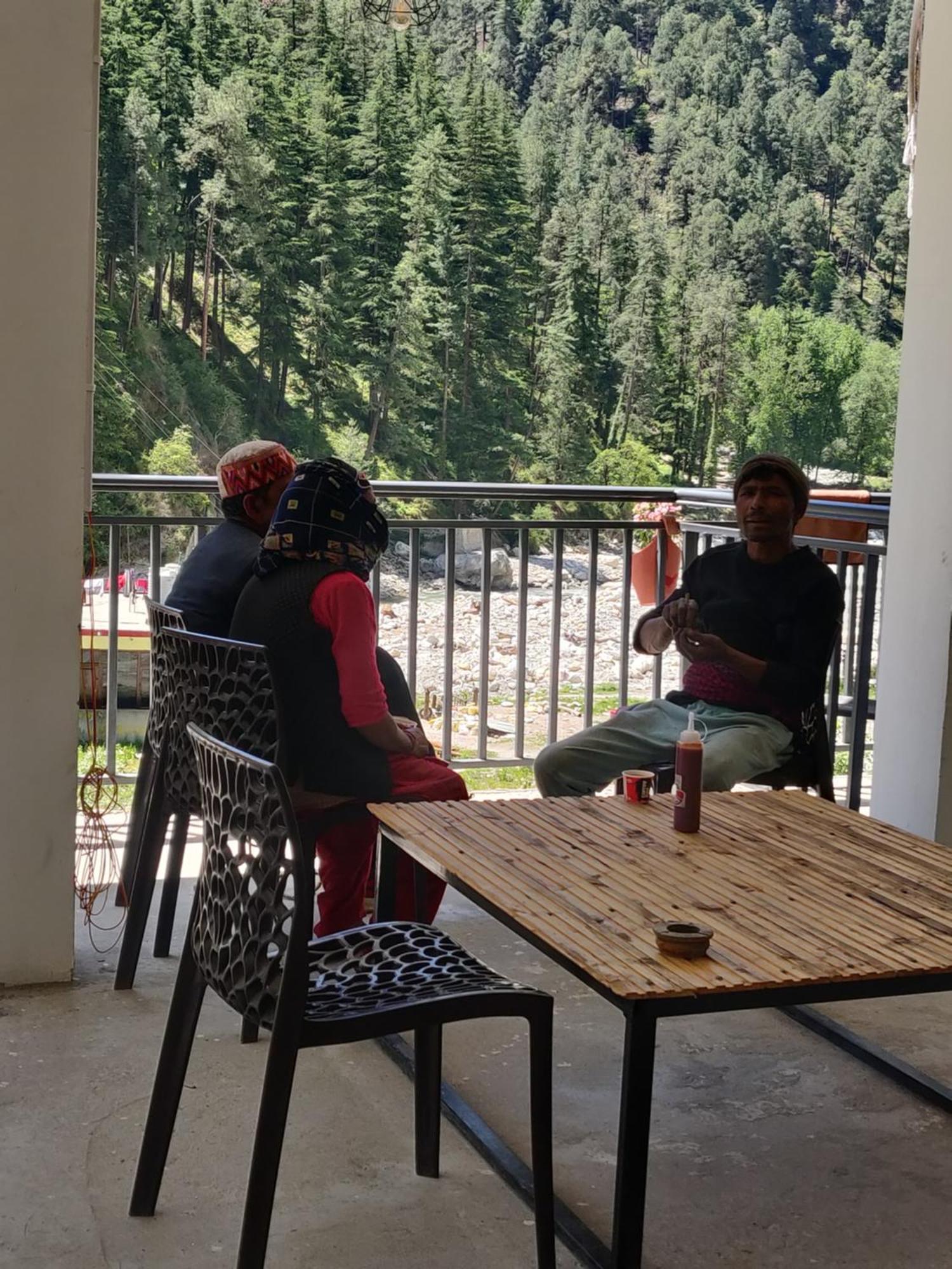 Himtrek Stays, Kasol Kültér fotó